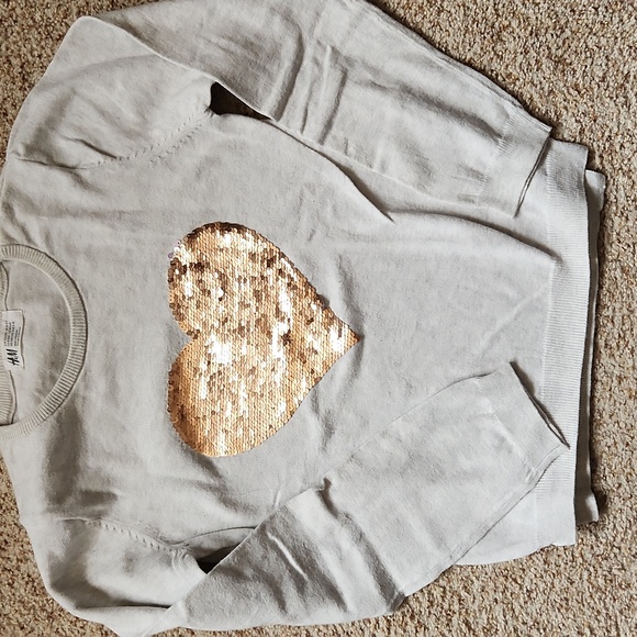 H&M Sweaters - Picture 3 of 3